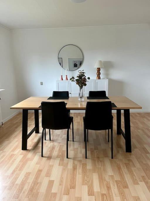 Apartment In The Center Of Torshavn, Free Parking. 외부 사진